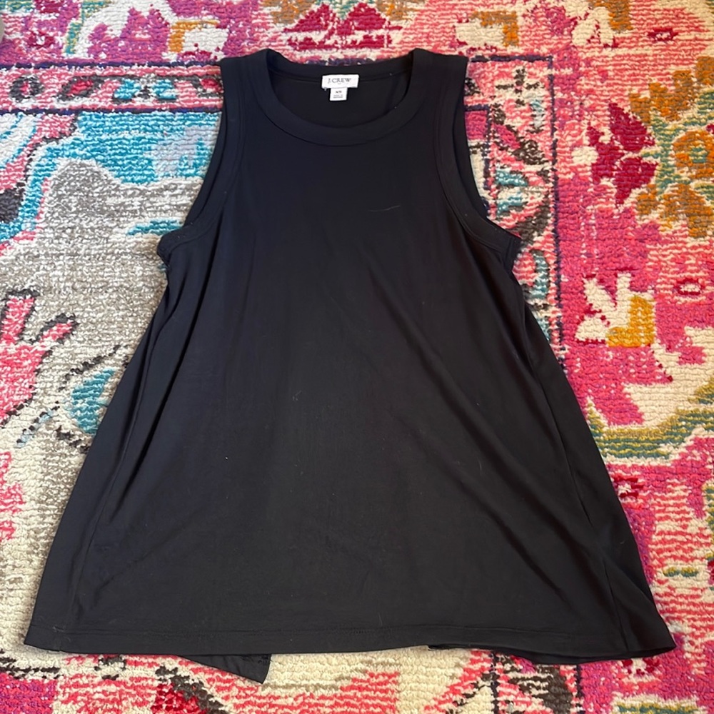 Black flowy tank top
